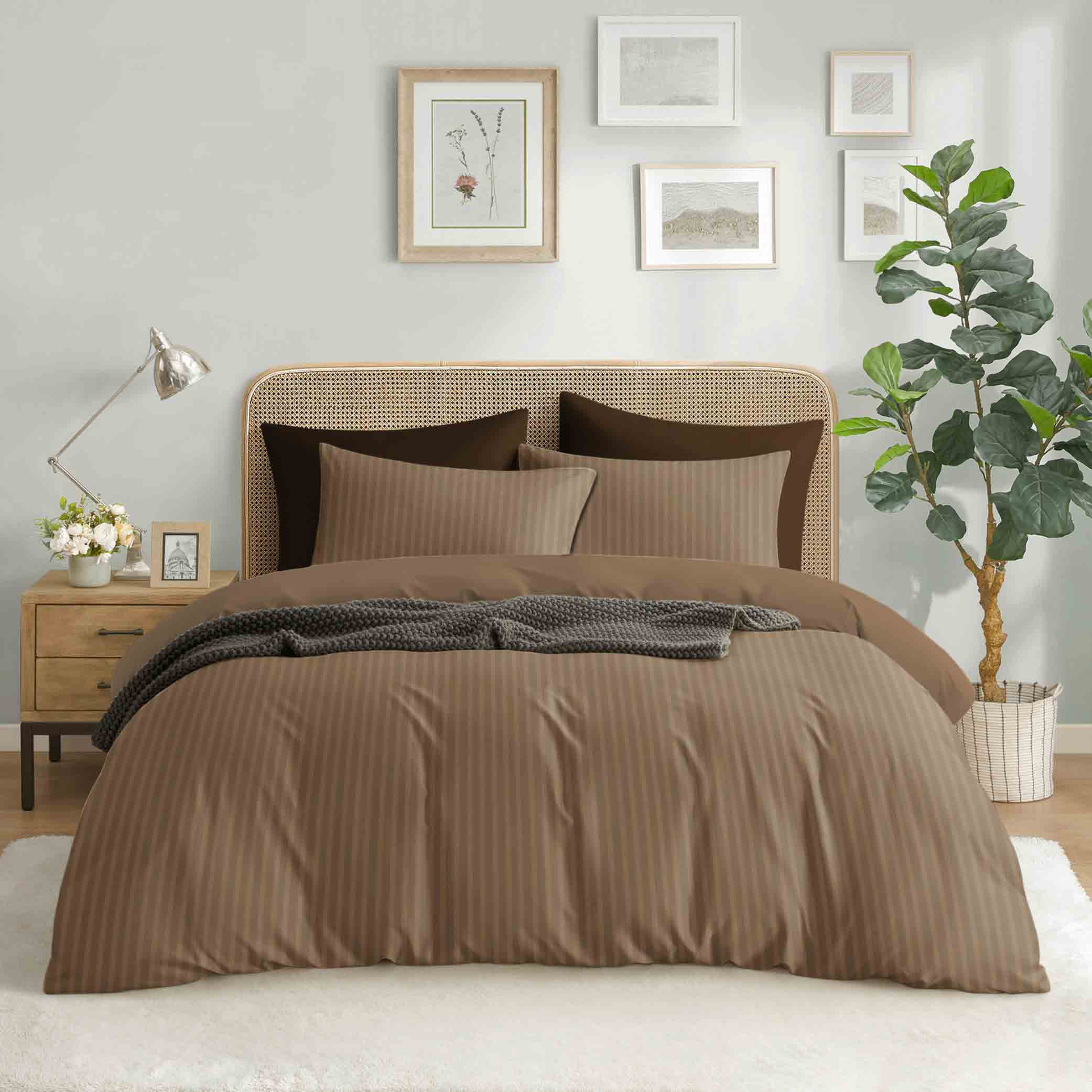 Bedsheet Manufacturer & Suppilers in India